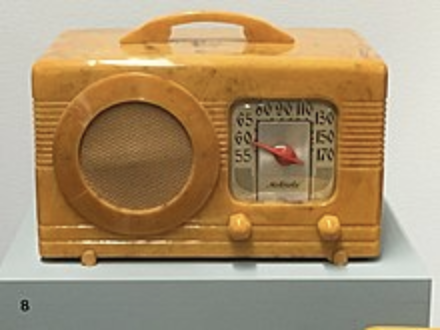 June 23, 1930: First Car Radio sold by Motorola